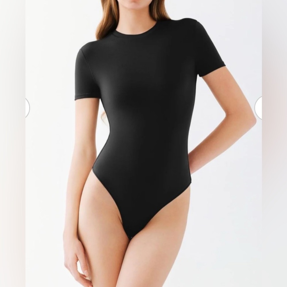 NWT Reoria short sleeve thong bodysuit